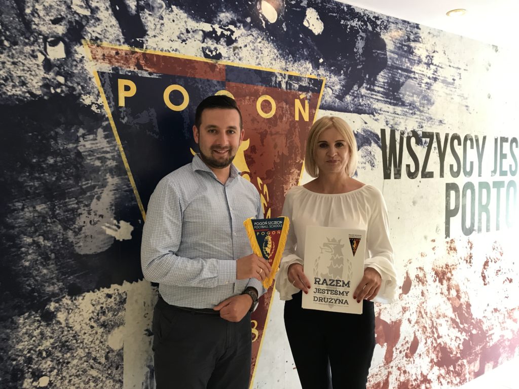 Rotary Club Szczecin Center podpisał umowę partnerską z Fundacją Pogoń Szczecin Football Schools